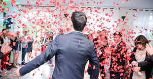 Ouverture de bal avec tir de conféti