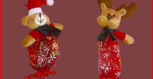 Peluche de Noël Garnie de Confiseries