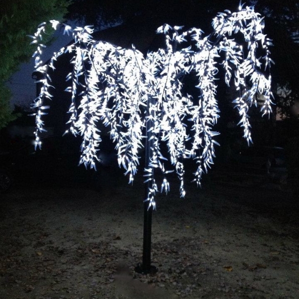 Location arbre lumineux Reims et dans l'ensemble du Grand Est