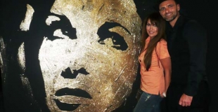 Portrait d'LN Segara réalisé sur le plateau de L'Habit ne fait pas Lemoine (2009)