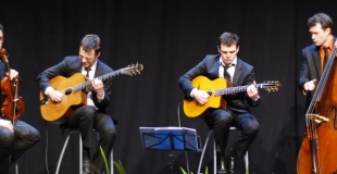 Le groupe de jazz manouche en quartet