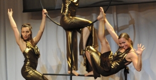 Création sur la femme