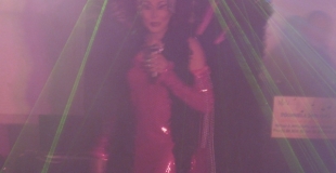 Final paillettes et plumes