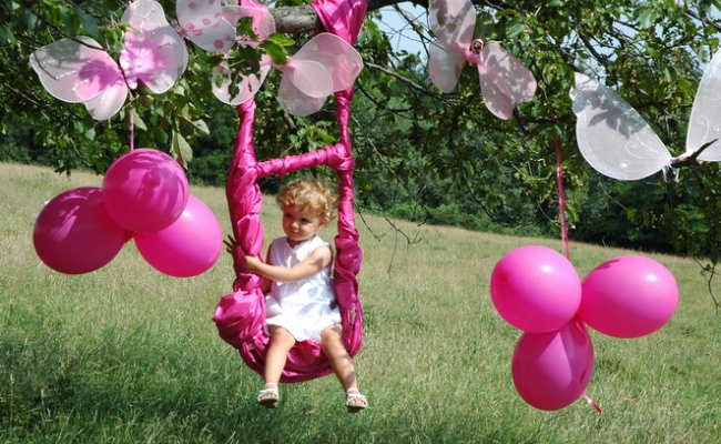 Décoration d'une salle en ballons pour mariage et fêtes