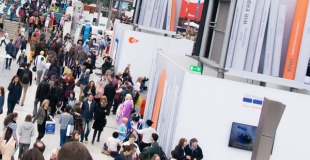 Création d'un stand d'exposition sur mesure pour un salon professionnel