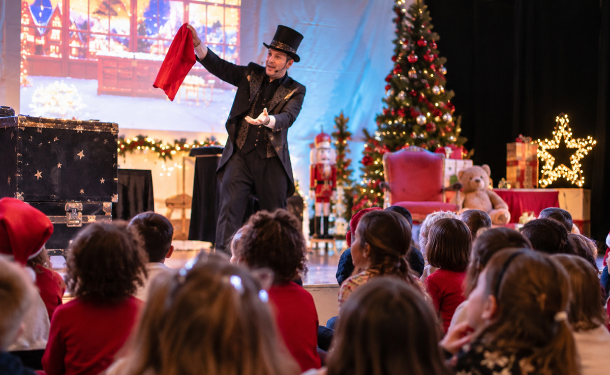 Spectacle de Noël enfants clé en main pour Arbre de Noël de CSE, association ou collectivité !