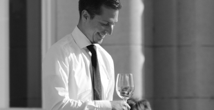 Serveurs ou serveuses en extra pour un mariage à Paris ou en province