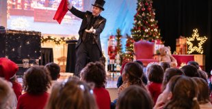 Spectacle de Noël enfants clé en main pour Arbre de Noël de CSE, association ou collectivité !