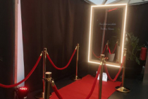 Mirror Box