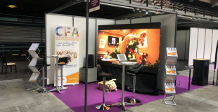 Ecran géant LED pour salon professionnel - France Ecran Location