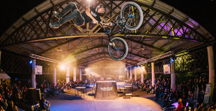 spectacle BMX freestyle