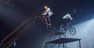 spectacle vélo scène