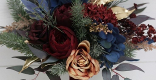 Fleuriste à votre écoute.