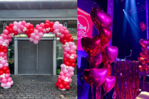 Arche cœur et bouquet de ballons