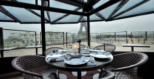 Location rooftop vue Tour Eiffel