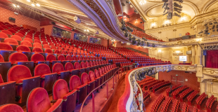 Location théâtre événements entreprises Paris