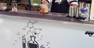 Un bar scientifique… mais festif !