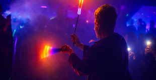 Performance LED la Tribe Performance en Club